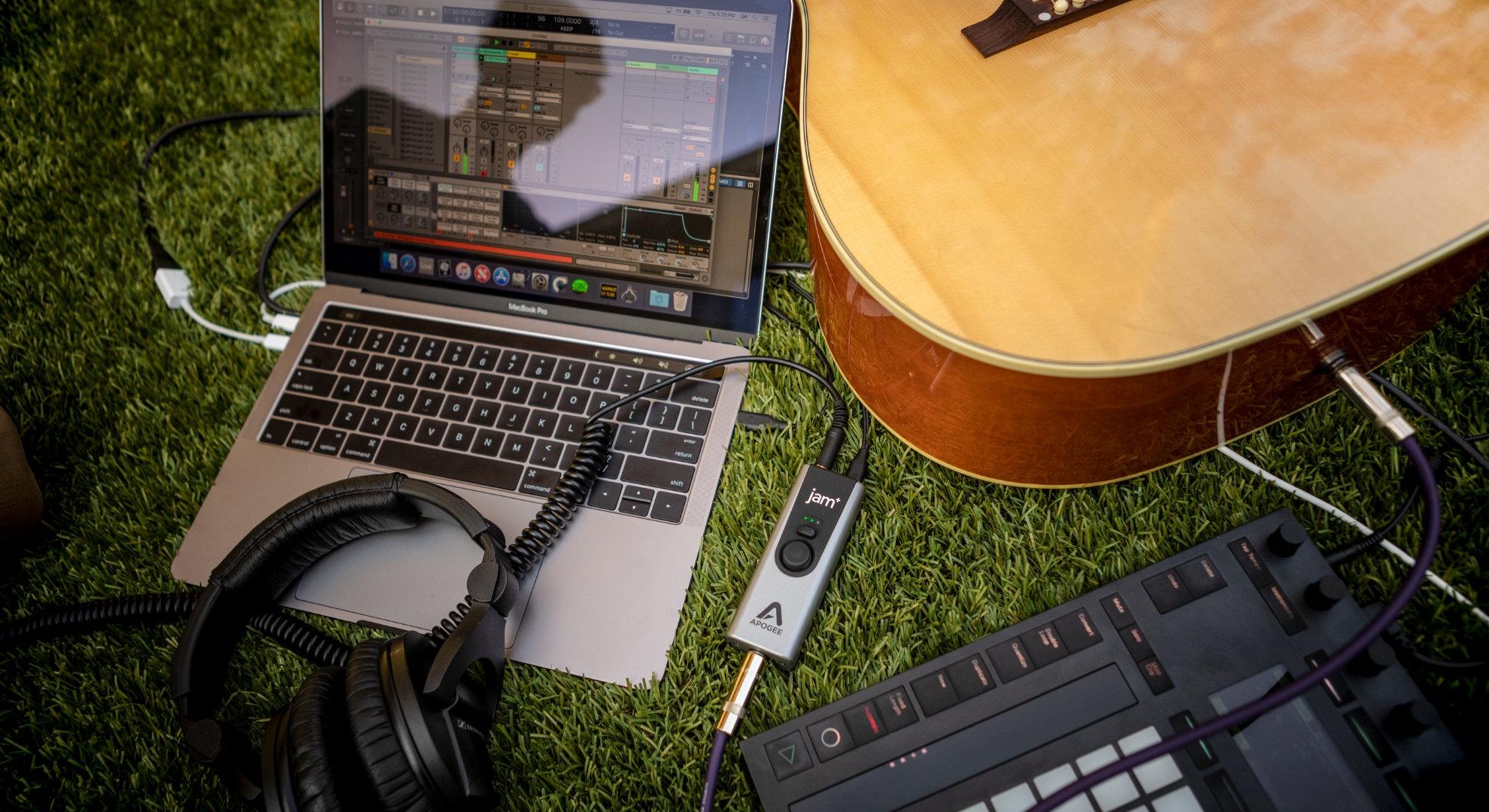 Apogee JAM Plus Apogee JAM Plus